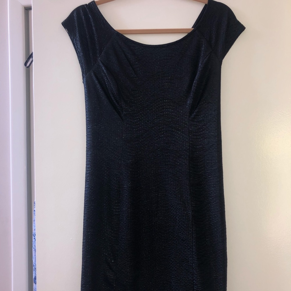Black Guess dress